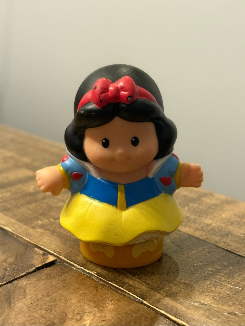 Little People Snow White Talker 2012